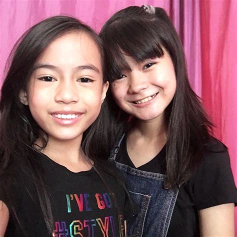 Mga video ng yesha camile.